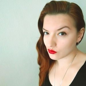 Meet your Posher, Mittens!